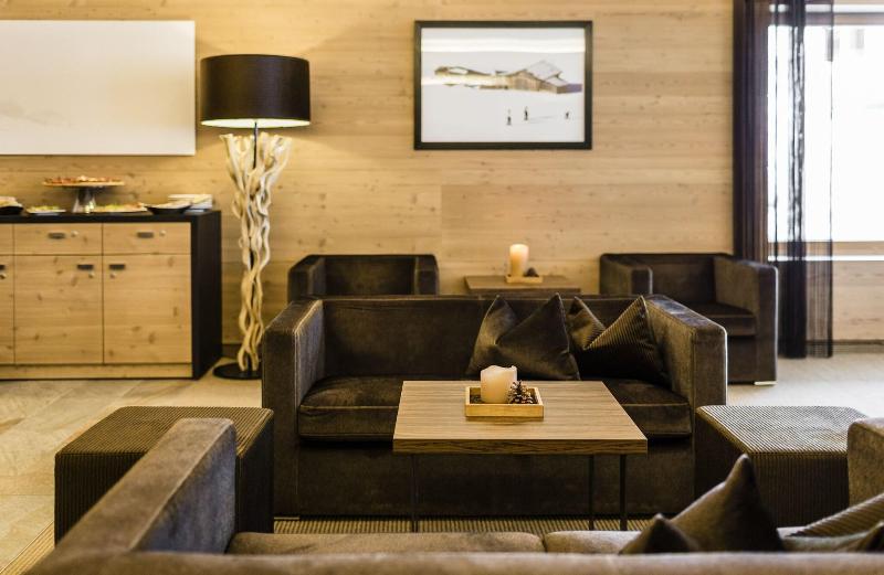 Art Hotel Anterleghes - Lobi