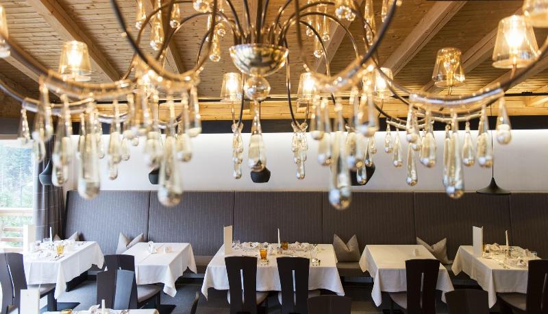 Art Hotel Anterleghes - Restoran