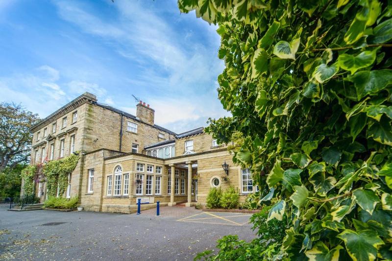 Healds Hall Hotel - Genel