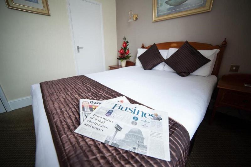 Warren Lodge Hotel - Oda
