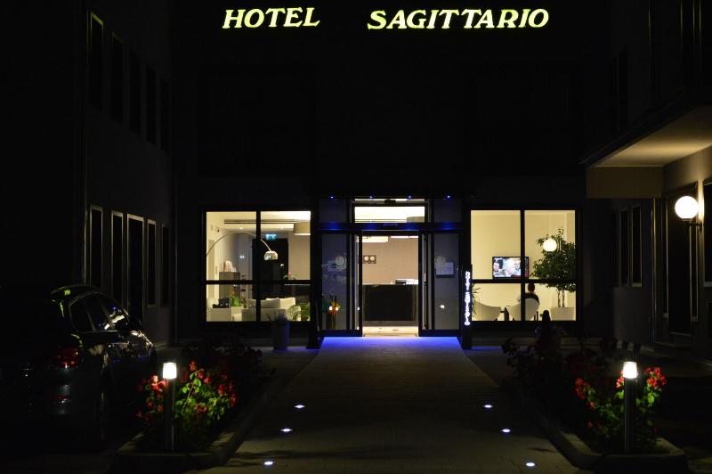 Hotel Sagittario - Genel