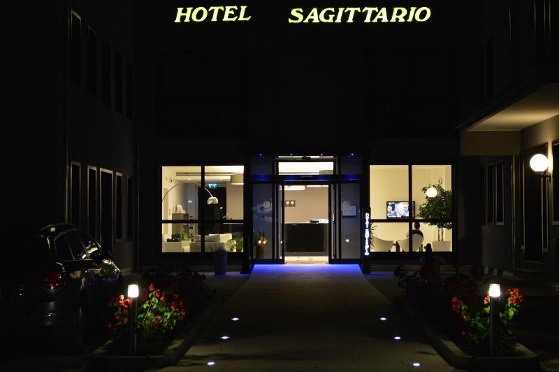 Hotel Sagittario - Genel