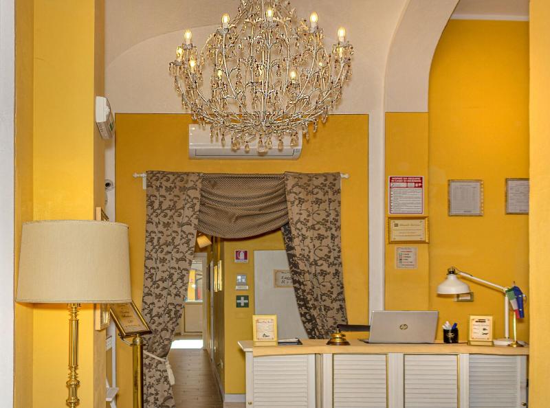 Hotel Pisa Tower - Lobi