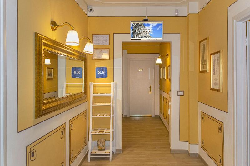 Hotel Pisa Tower - Lobi