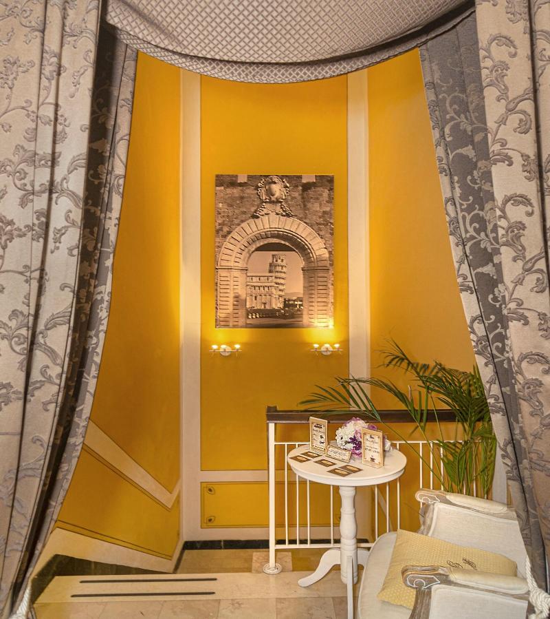 Hotel Pisa Tower - Lobi