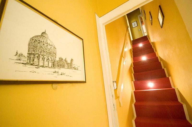 Hotel Pisa Tower - Lobi