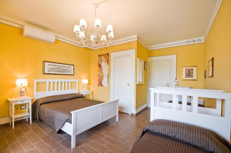 Hotel Pisa Tower - Oda