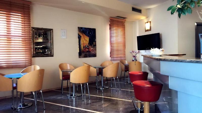 Hotel Maxim - Bar