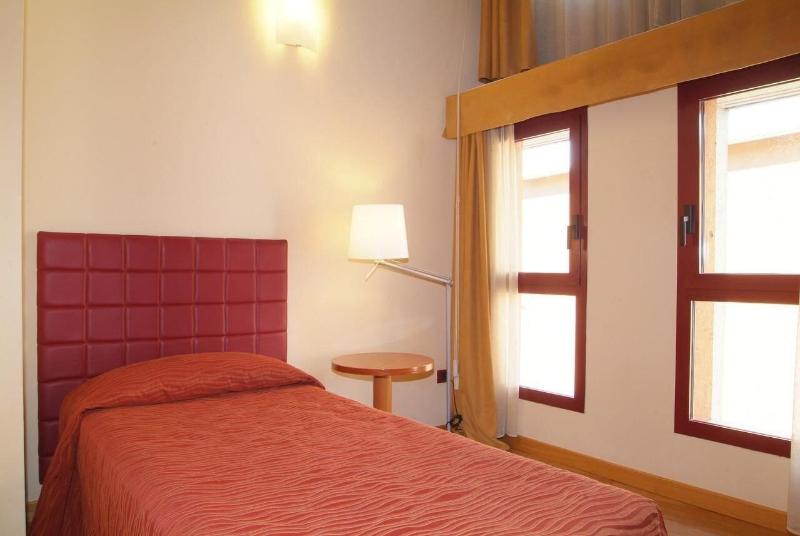 Hotel Maxim - Oda