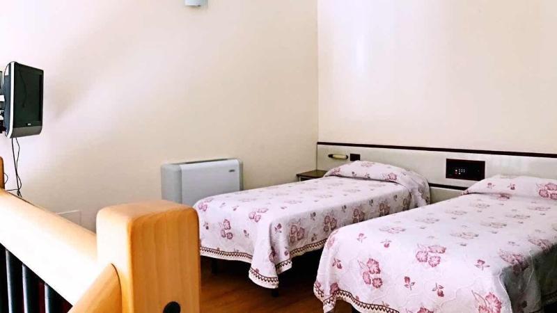 Hotel Maxim - Oda