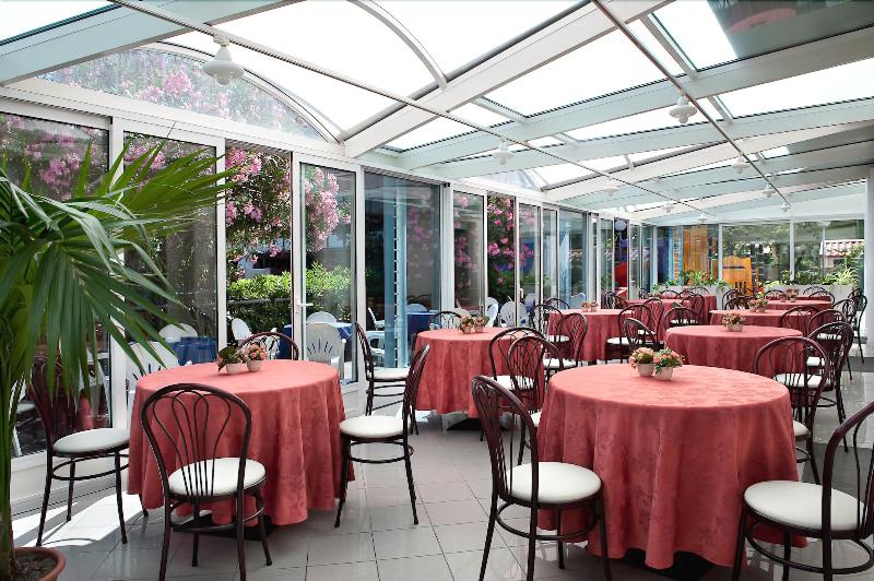 Hotel Felix - Lobi