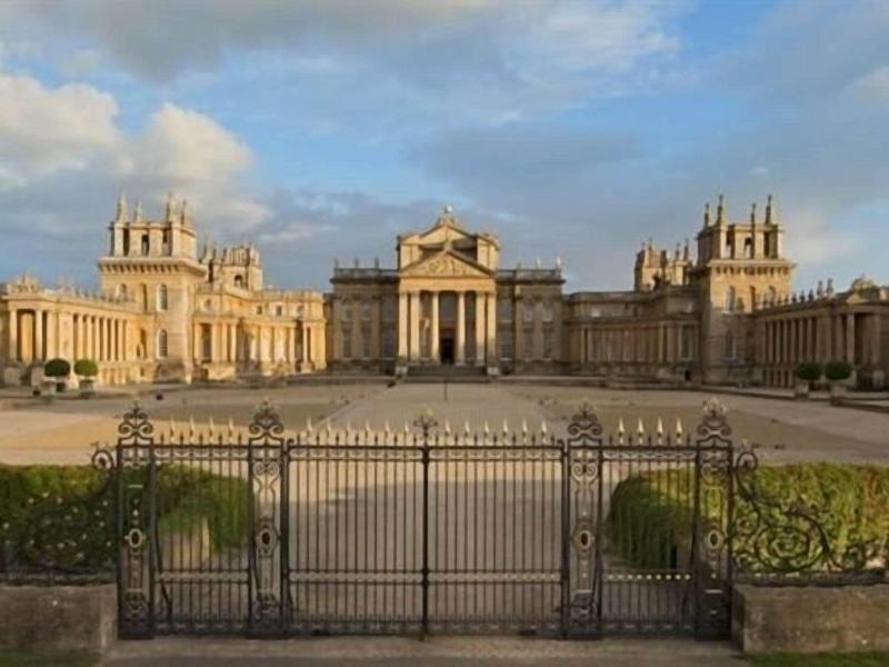 The Punch Bowl - Genel