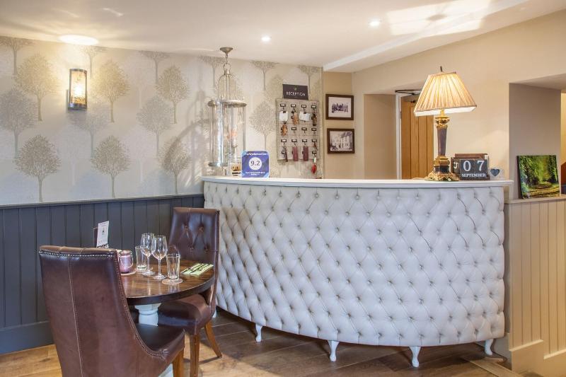 The Wychwood Inn - Lobi