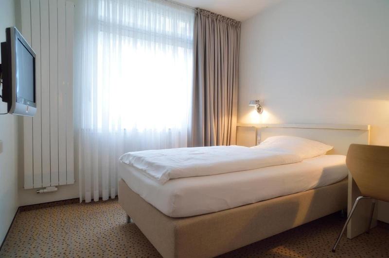 Hotel Restaurant Reuter - Oda