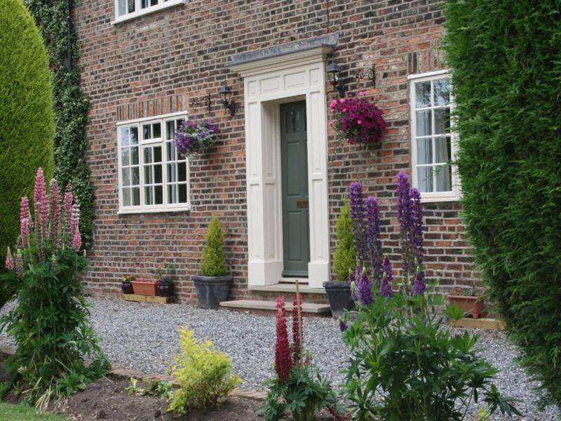 Manor Guest House - Genel