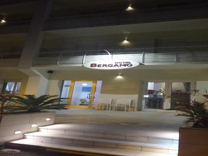 Hotel Bergamo - Genel