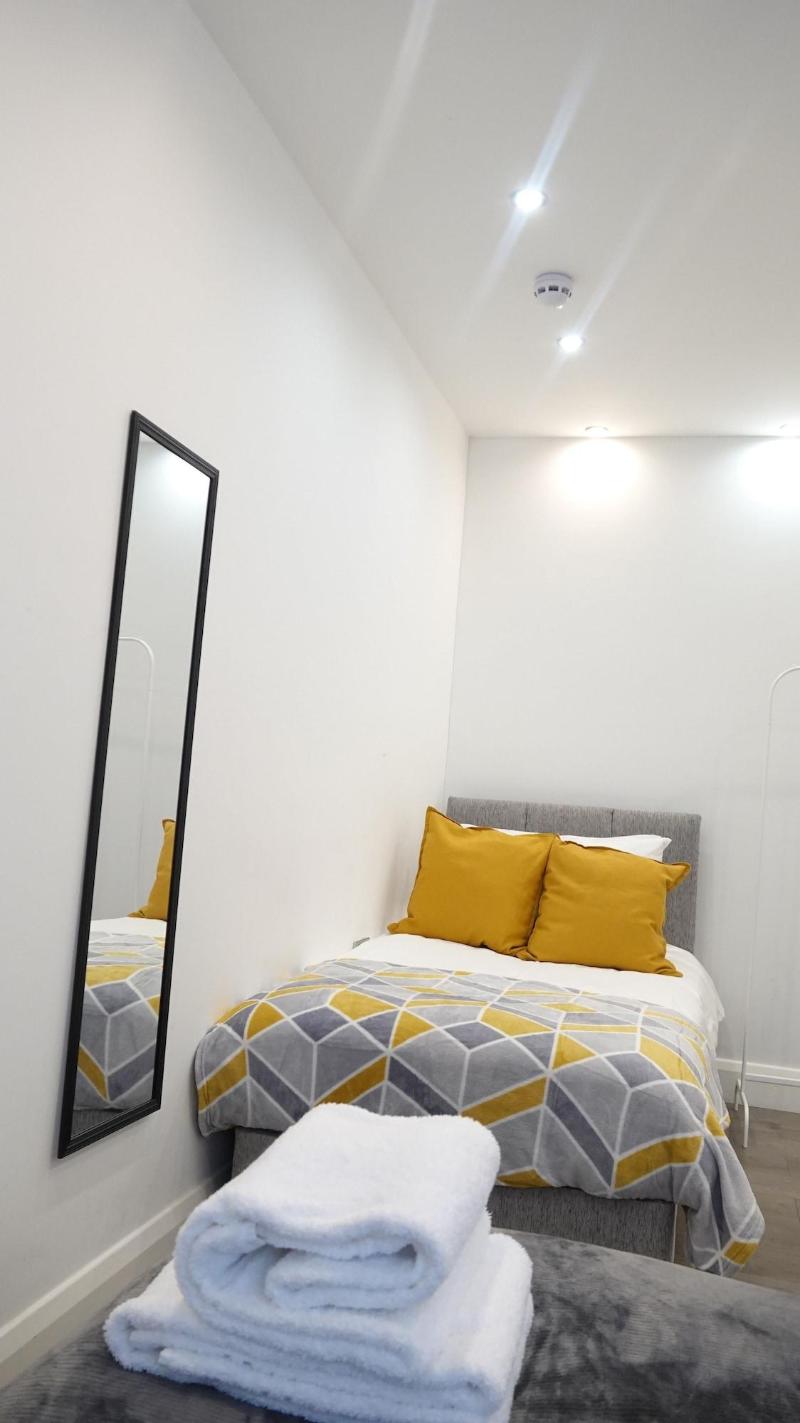 The Hatton Rooms - Oda