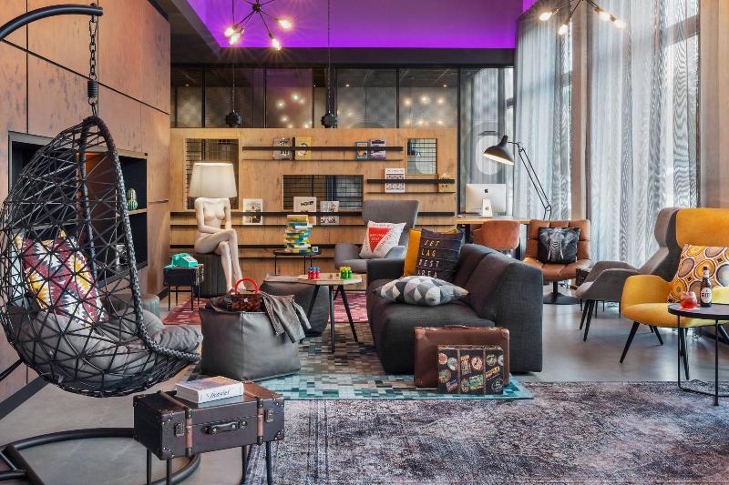 Moxy Frankfurt Airport Kelsterbach - Lobi