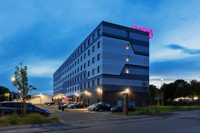 Moxy Frankfurt Airport Kelsterbach - Genel