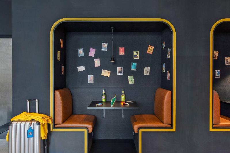 Moxy Frankfurt Airport Kelsterbach - Oda