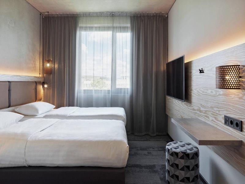 Moxy Frankfurt Airport Kelsterbach - Oda
