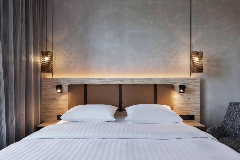 Moxy Frankfurt Airport Kelsterbach - Oda