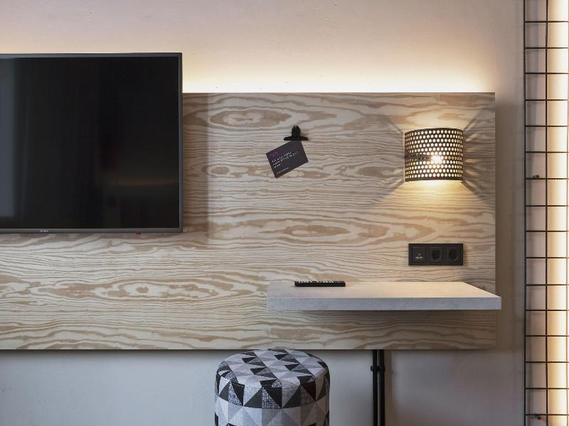 Moxy Frankfurt Airport Kelsterbach - Oda