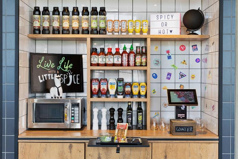 Moxy Frankfurt Airport Kelsterbach - Restoran