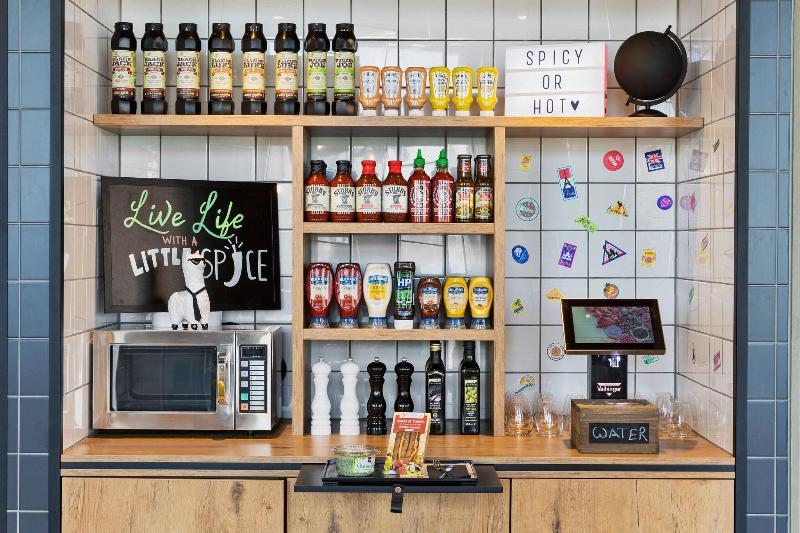 Moxy Frankfurt Airport Kelsterbach - Restoran
