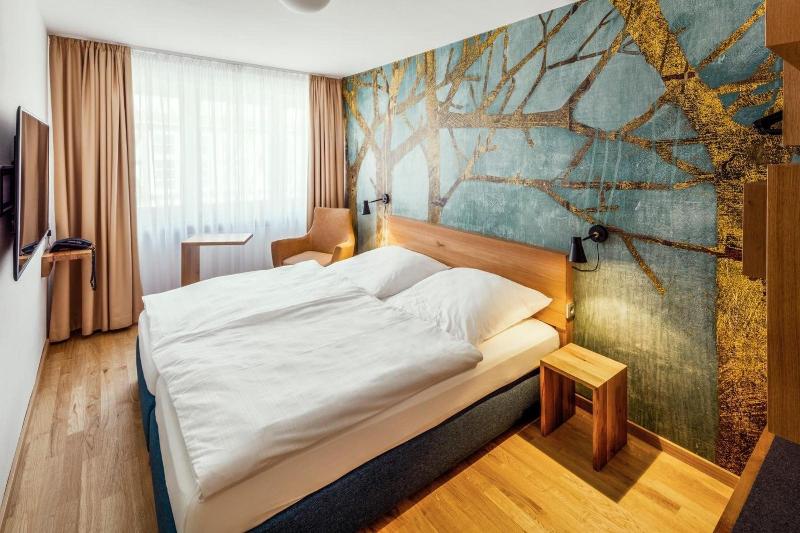 Goldener Engel Hotel - Restaurant - Oda
