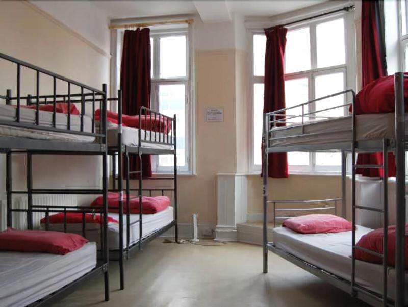 Dover Castle Hostel - Oda