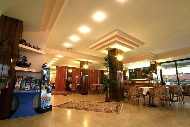 Hotel Avila In - Lobi