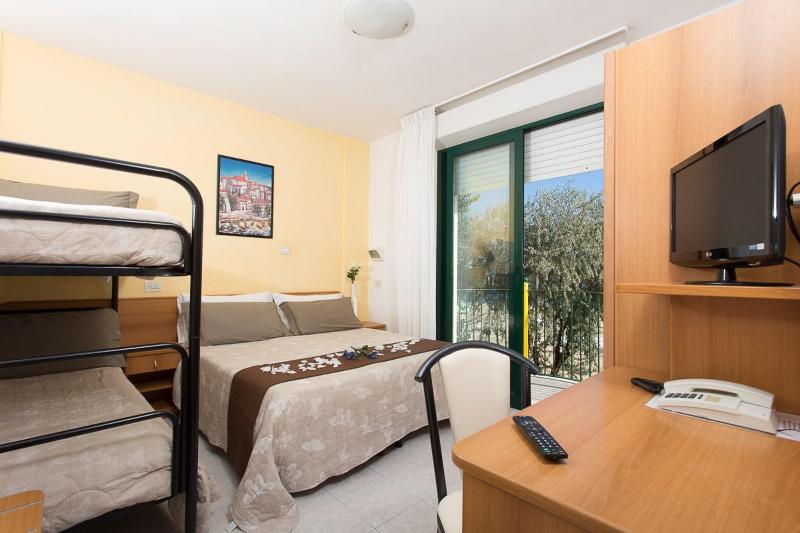 Hotel Emilia - Oda