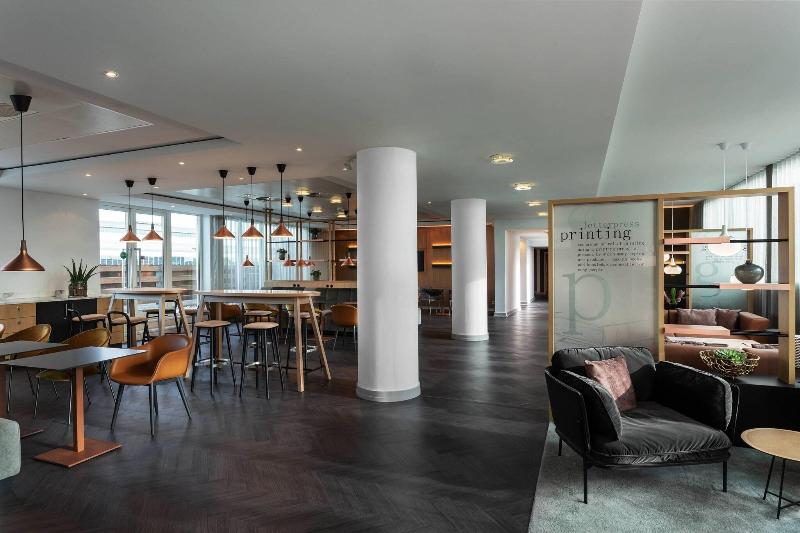 Frankfurt Airport Marriott Hotel - Lobi