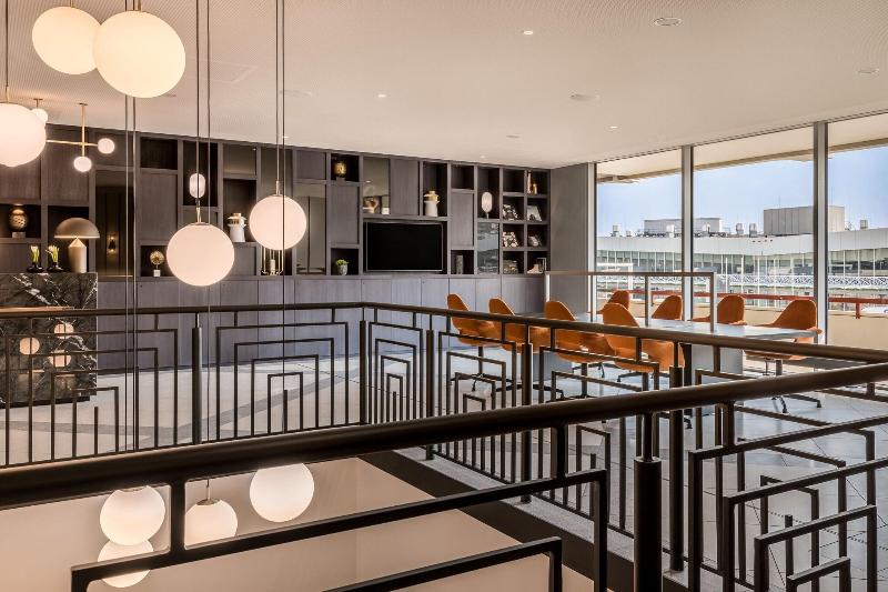 Frankfurt Airport Marriott Hotel - Lobi