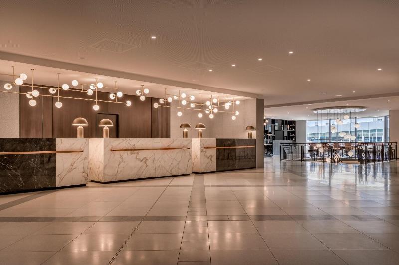 Frankfurt Airport Marriott Hotel - Lobi