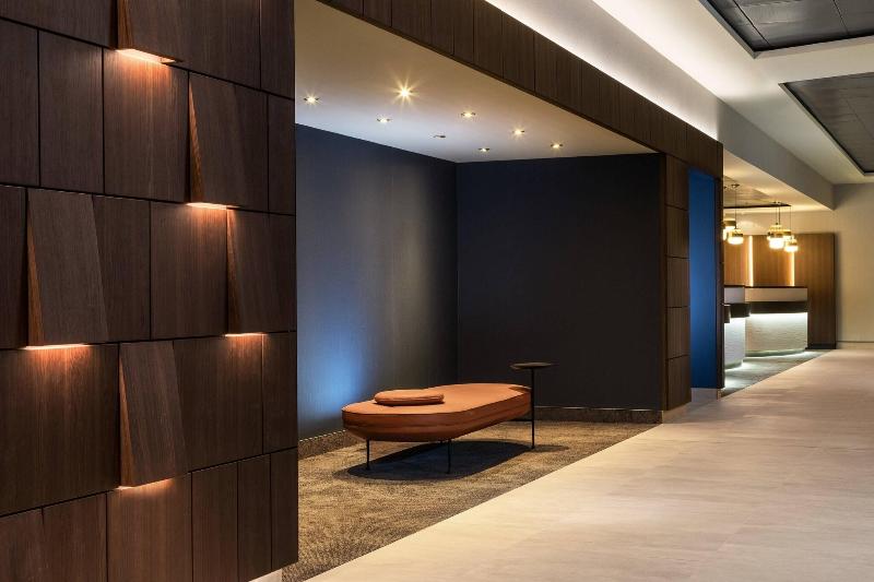 Frankfurt Airport Marriott Hotel - Lobi