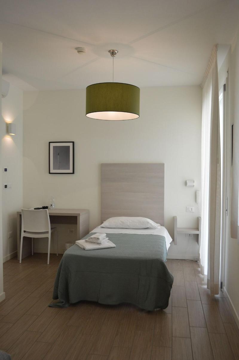 Hotel Riva E Mare - Oda