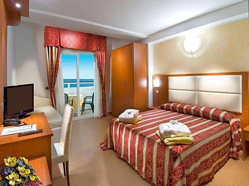 Strand Hotel Colorado - Genel