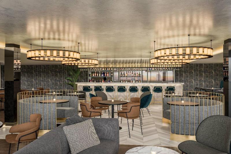 Courtyard By Marriott London Heathrow Airport - Restoran