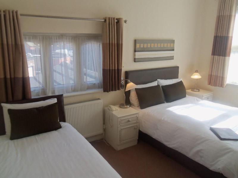 Roseview Alexandra Palace Hotel - Oda