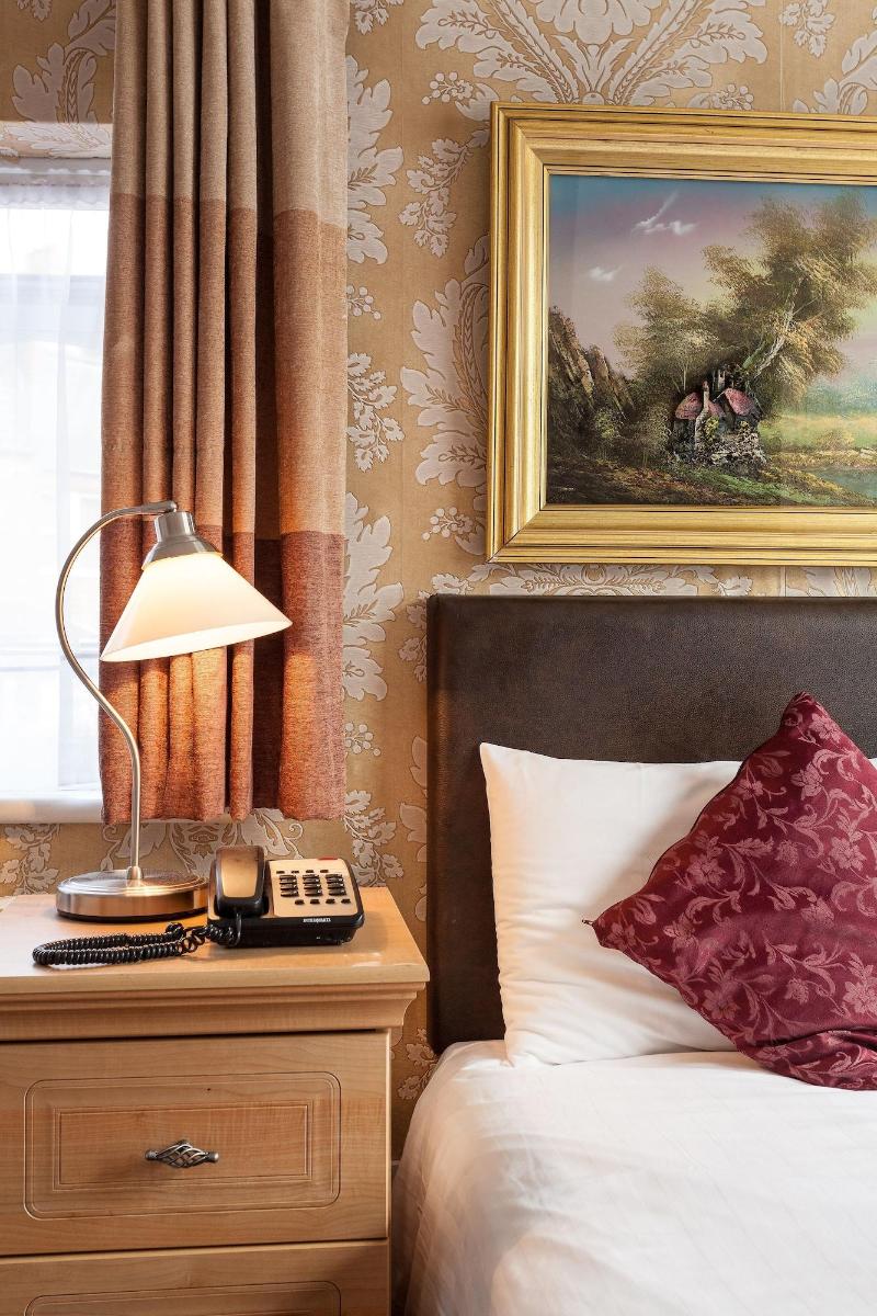 Roseview Alexandra Palace Hotel - Oda