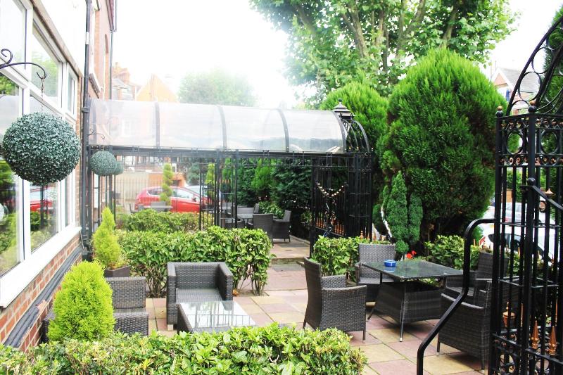 Roseview Alexandra Palace Hotel - Teras