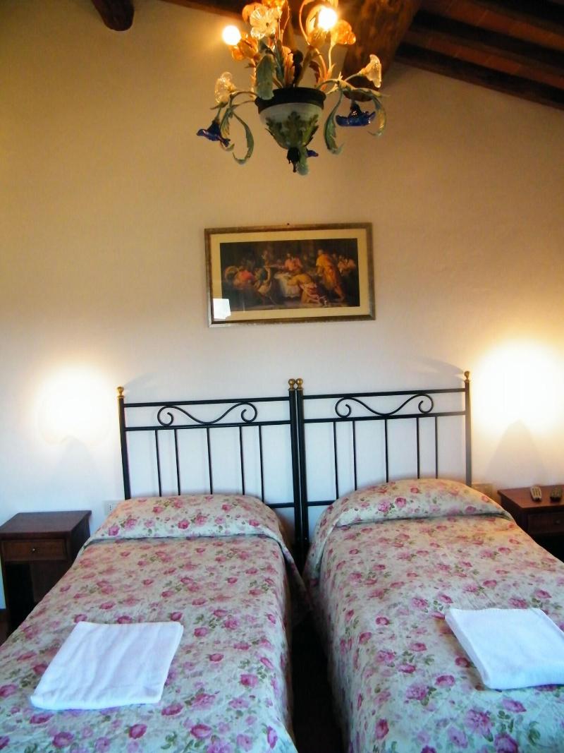 Bed And Breakfast La Fonte Del Machiavelli - Oda