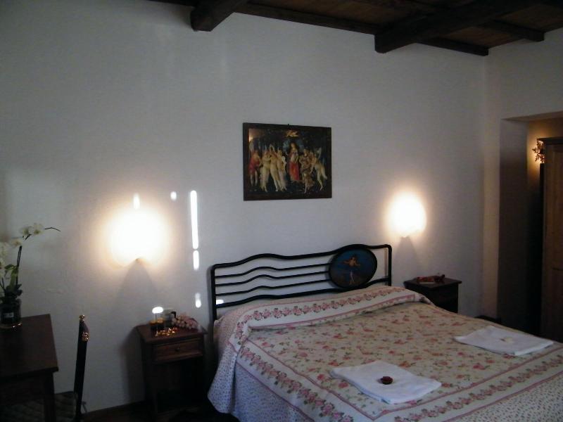 Bed And Breakfast La Fonte Del Machiavelli - Oda