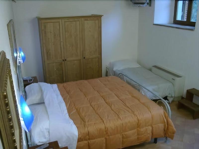 Bed And Breakfast La Fonte Del Machiavelli - Oda
