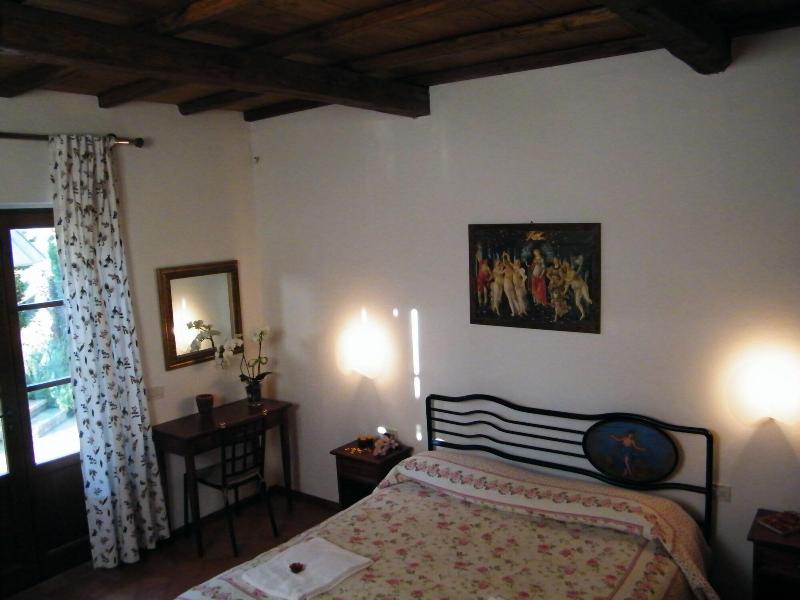 Bed And Breakfast La Fonte Del Machiavelli - Oda