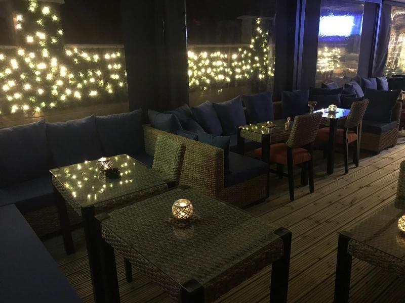 Heathrow Inn - Bar