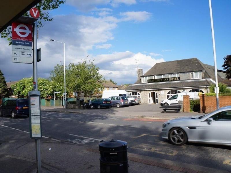Heathrow Inn - Genel