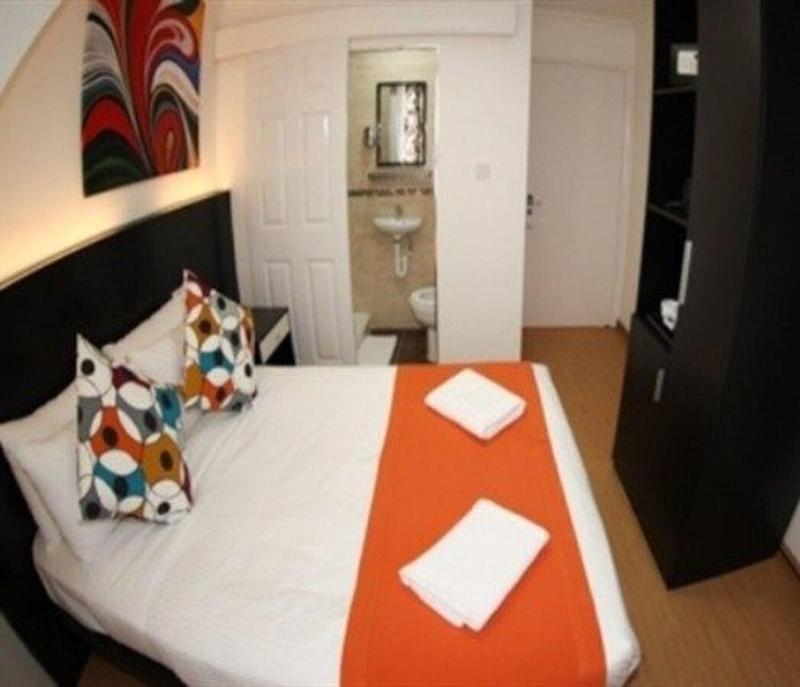 Heathrow Inn - Oda